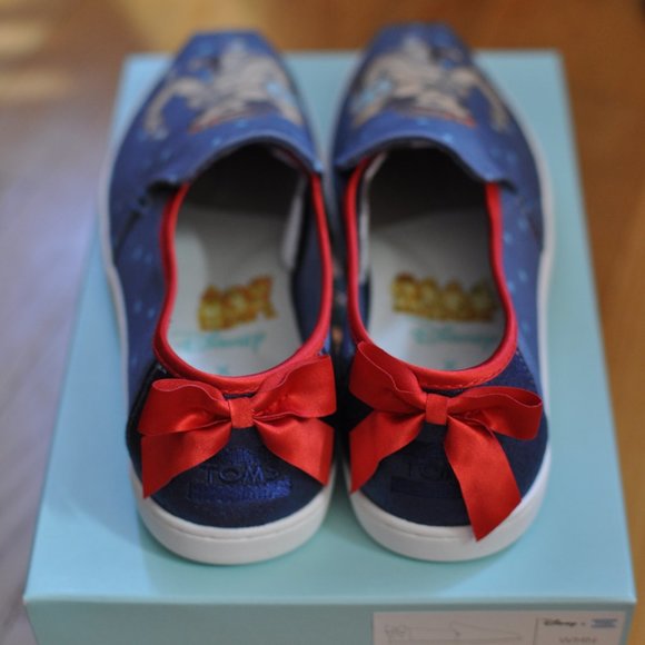 NEW TOMS x Disney Snow White Snow White Alpargatas - Picture 2 of 4